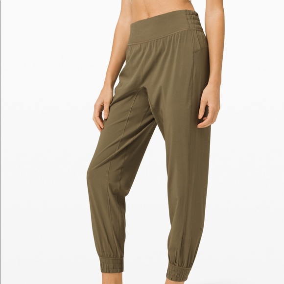 lululemon athletica Pants - Lululemon Sun Setter Jogger -NWT